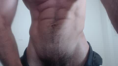 Snapshot of maluma4you chatting on 02/10/25, 11:02 maluma4you online show from 02/10/25, 11:02