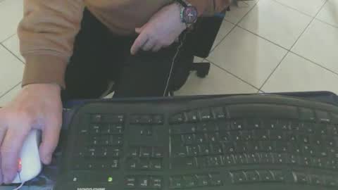 maly246 online show from 01/13/26, 09:03