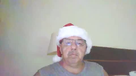 Snapshot of mambow99 chatting on 12/25/24, 09:22 OLDMANFREE online show from 12/25/24, 09:22