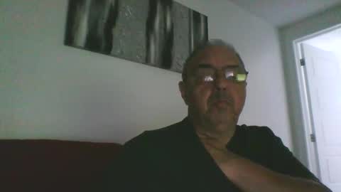 Snapshot of mambow99 chatting on 04/11/26, 07:18 OLDMANFREE online show from 04/11/26, 07:18