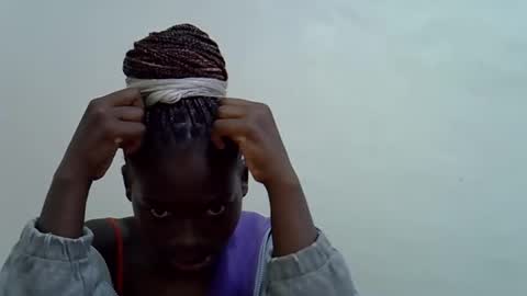 mamichula42 online show from 10/27/25, 02:48