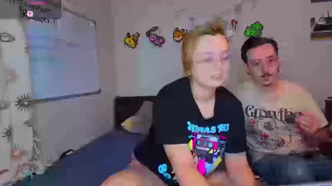 Snapshot of mamiclouds chatting on 09/16/25, 03:07 MamiCloudz online show from 09/16/25, 03:07