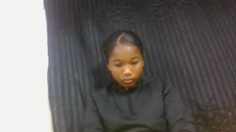 mamieriela online show from 02/12/26, 08:31