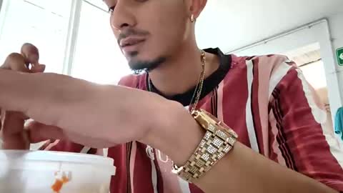 Mickey online show from 04/08/26, 05:46