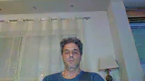 Snapshot of man211172 chatting on 12/21/25, 02:57 man211172 online show from 12/21/25, 02:57