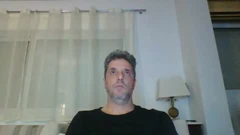 Snapshot of man211172 chatting on 01/12/26, 06:13 man211172 online show from 01/12/26, 06:13