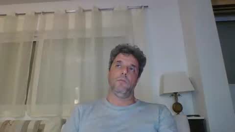 Snapshot of man211172 chatting on 04/02/26, 05:32 man211172 online show from 04/02/26, 05:32