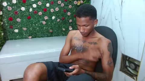 man_san11 online show from 12/17/25, 06:14