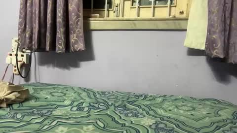mananmathew95 online show from 04/15/26, 07:58