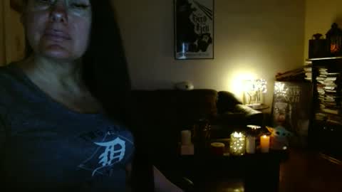 mandaloriangirlsfight online show from 03/09/26, 10:25