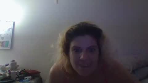 Snapshot of mandilube39 chatting on 01/13/25, 04:50 mindy22 online show from 01/13/25, 04:50