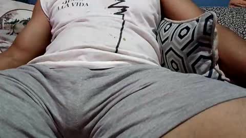 mandrilo7379 online show from 12/05/25, 06:33