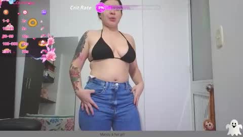 Snapshot of mandy_renzon1_ chatting on 10/15/25, 02:01 M A N D Y online show from 10/15/25, 02:01