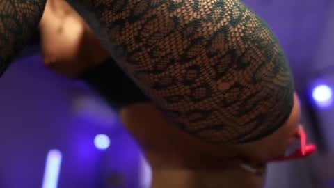 Snapshot of mandypeas chatting on 01/17/25, 08:02 Anto Lovense is Active My pleasure is in your hands Private is Open online show from 01/17/25, 08:02