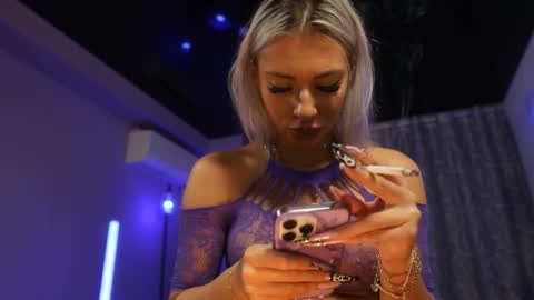 Snapshot of mandypeas chatting on 10/08/25, 06:55 Anto Lovense is Active My pleasure is in your hands Private is Open online show from 10/08/25, 06:55