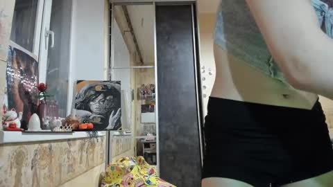 Mandy online show from 11/26/25, 05:14