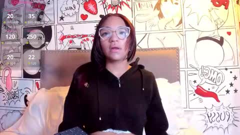 manelyk_evanss online show from 11/26/25, 12:06