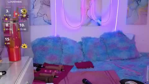 Mane Summers online show from 11/16/25, 06:24