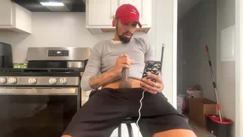 Snapshot of mani4sexy chatting on 02/28/25, 03:26 Mani4sexy online show from 02/28/25, 03:26