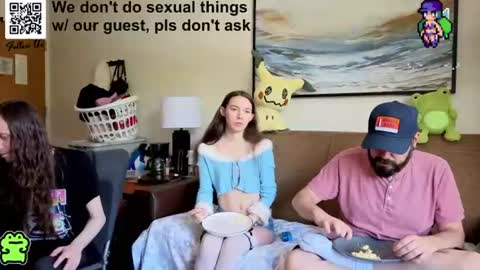 manicpixiedreamfrog online show from 06/19/26, 03:27