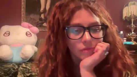 Snapshot of manicredhead4 chatting on 06/05/26, 01:12 Cherry Bomb online show from 06/05/26, 01:12