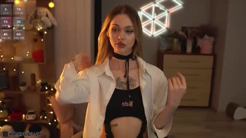 Amelie online show from 10/13/25, 09:48