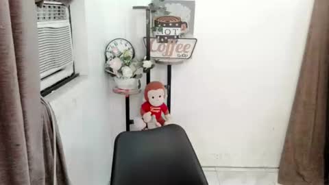 maniniyot69 online show from 11/26/25, 01:56