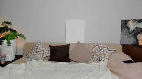 Manita online show from 12/22/25, 10:56