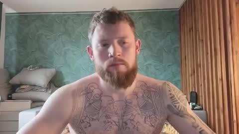 Snapshot of manjerk_on_cb chatting on 04/07/26, 08:26 Arthur online show from 04/07/26, 08:26