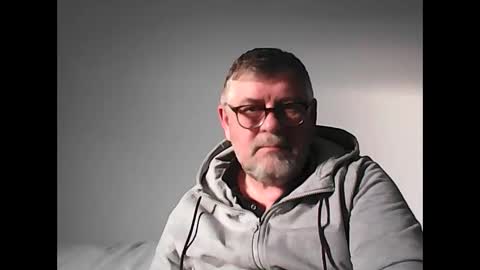 Snapshot of mann67 chatting on 11/21/25, 08:24 mann67 online show from 11/21/25, 08:24