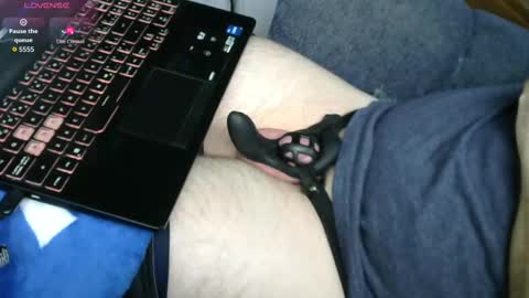 Snapshot of mannyramorg chatting on 11/17/25, 07:30 mannyramorg online show from 11/17/25, 07:30