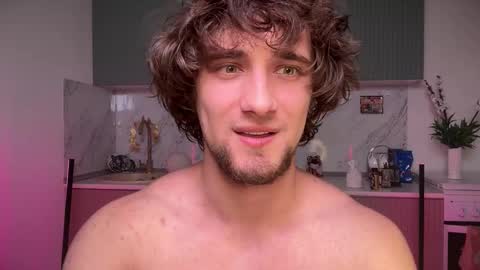 manolein online show from 11/21/25, 09:24