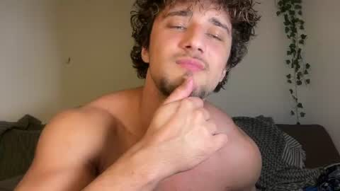 Snapshot of manolein chatting on 07/21/26, 01:08 manolein online show from 07/21/26, 01:08