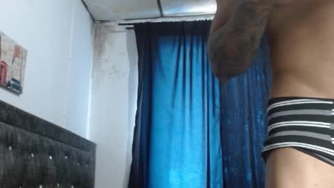 Snapshot of manolofitt chatting on 03/12/25, 03:40 Manolo online show from 03/12/25, 03:40