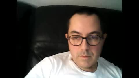 Snapshot of manu5933 chatting on 12/18/24, 08:42 manu5933 online show from 12/18/24, 08:42