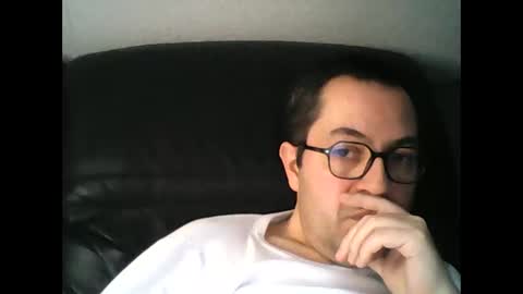 Snapshot of manu5933 chatting on 01/29/25, 03:37 manu5933 online show from 01/29/25, 03:37