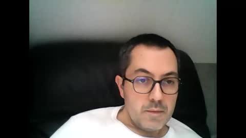 Snapshot of manu5933 chatting on 02/12/25, 12:44 manu5933 online show from 02/12/25, 12:44