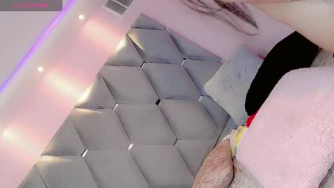 Manuela Kingsley online show from 01/02/25, 05:39