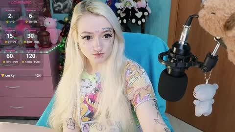 Manuela online show from 12/13/24, 11:17