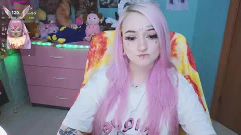 Manuela online show from 10/12/25, 08:19