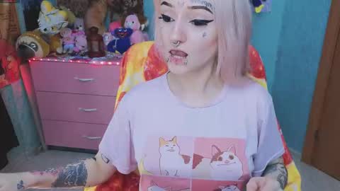 Manuela online show from 11/03/25, 07:26