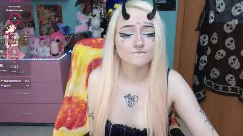 Manuela online show from 03/13/26, 08:59