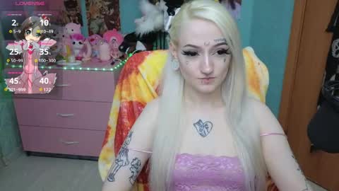Snapshot of manuela_unicorn chatting on 05/18/26, 08:47 Manuela online show from 05/18/26, 08:47