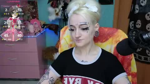 Snapshot of manuela_unicorn chatting on 05/25/26, 09:21 Manuela online show from 05/25/26, 09:21