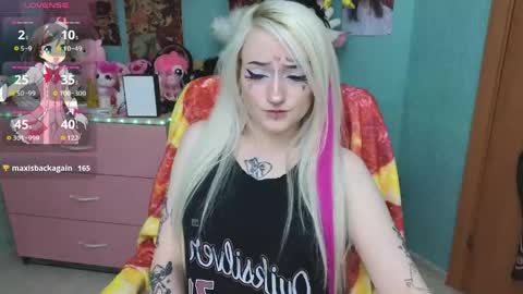 Snapshot of manuela_unicorn chatting on 06/07/26, 03:38 Manuela online show from 06/07/26, 03:38