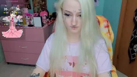 Manuela online show from 06/24/26, 07:02