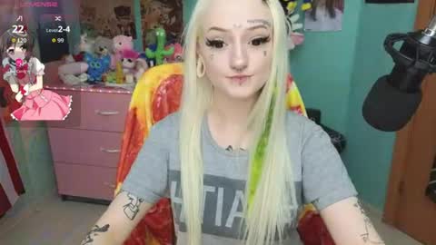 Manuela online show from 07/16/26, 07:53