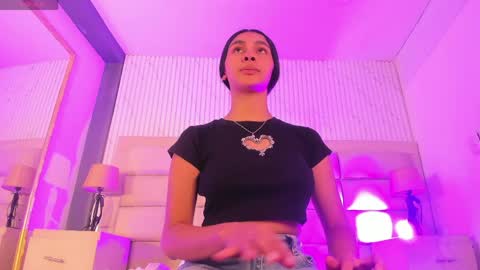 Manuela online show from 04/02/26, 09:01