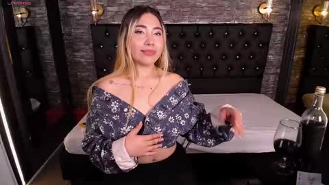 Manuela  online show from 12/20/25, 08:10