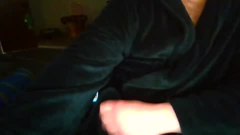 Snapshot of manuforever69 chatting on 03/02/25, 02:41 manuforever69 online show from 03/02/25, 02:41
